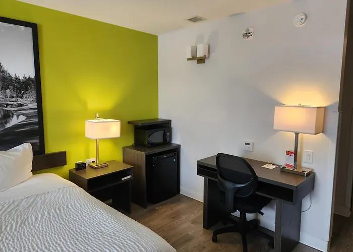 Super 8 By Wyndham Winnipeg East Mb