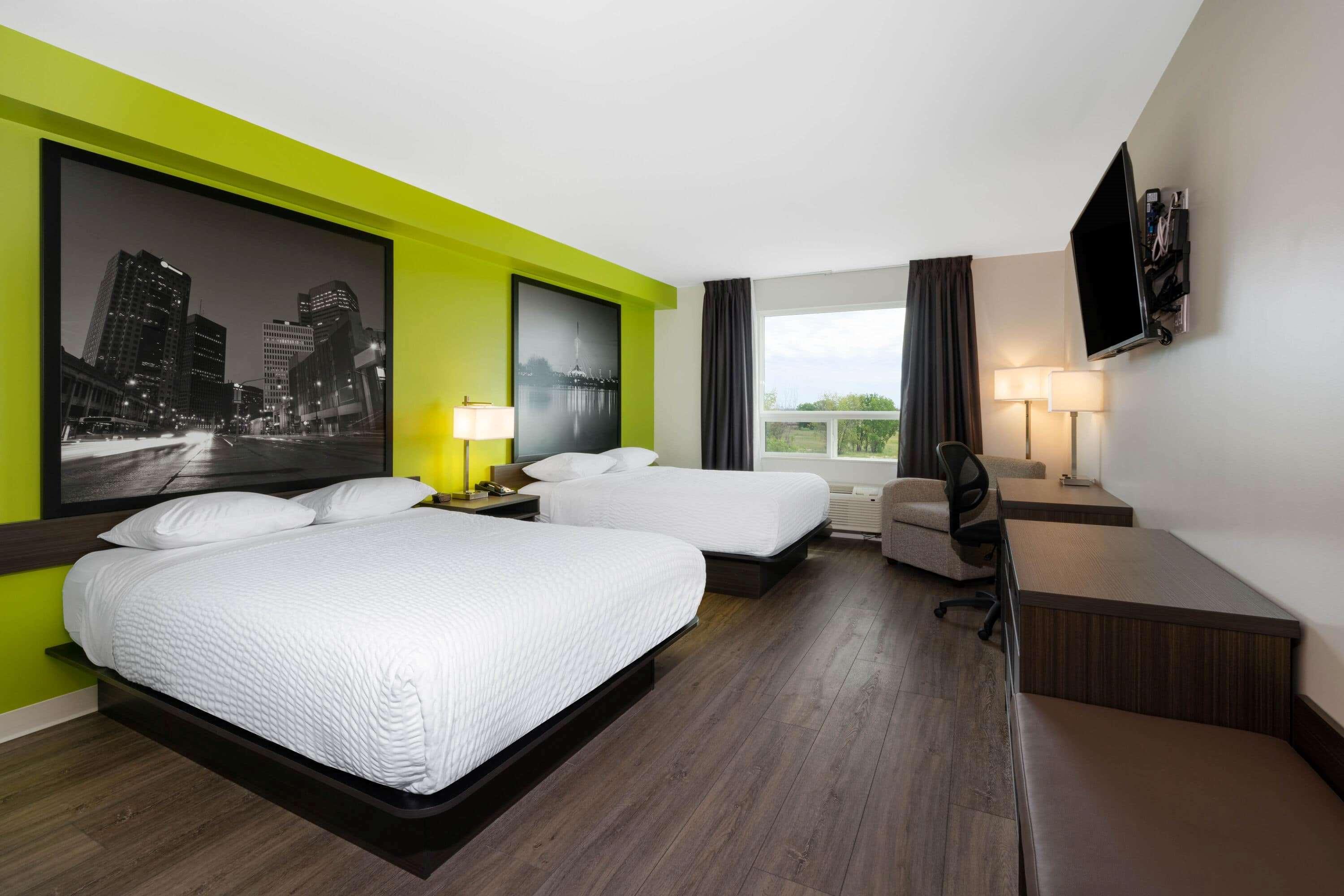 Super 8 By Wyndham East Mb